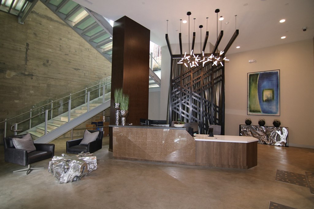 VIP Tours Available at Sunset and Vine, California, 90028