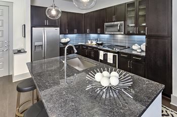 Stone countertops at Windsor Fitzhugh, Dallas, Texas