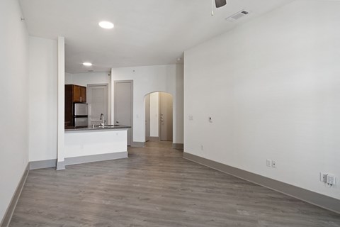 The Monterey By Windsor