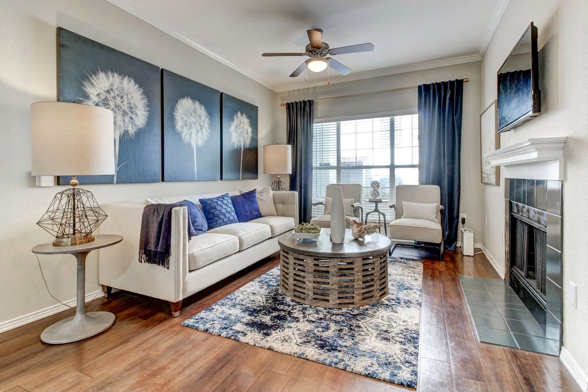 Windsor On White Rock Lake Apartments