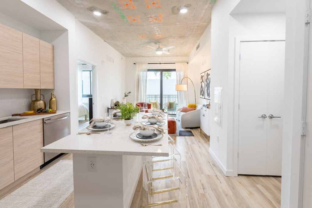 Apartment Kitchen at Windsor Ludlam Trail in Miami, FL. Kitchen and dining area at Windsor Ludlam Trail in Miami, FL.