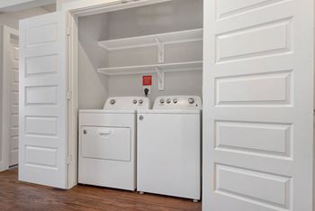 Washer And Dryer In Unit at Windsor Castle Hills, Carrollton, TX, 75010