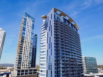 Reserve your address at The Monarch by Windsor - Photo Gallery 3