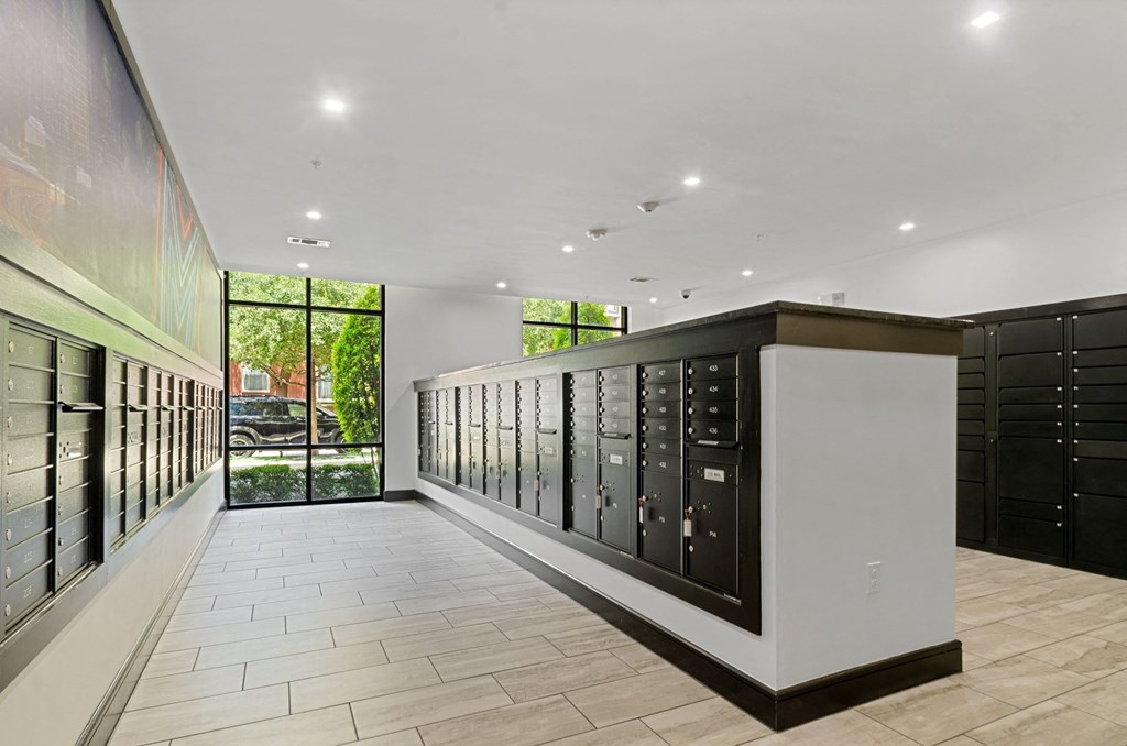 Windsor By The Galleria