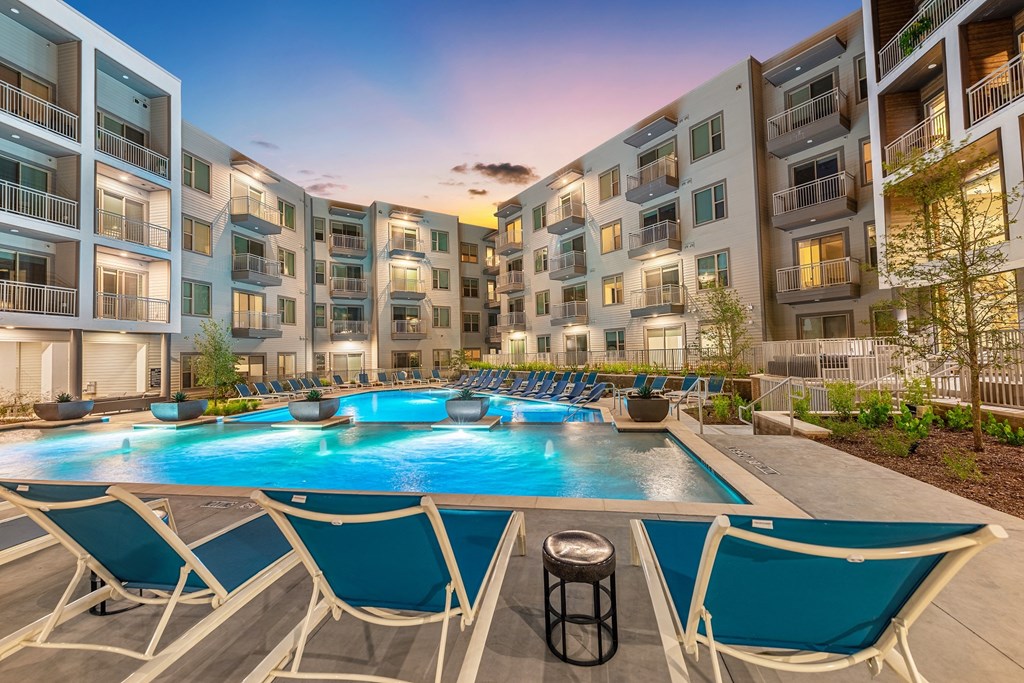 Resort style pool Resort style pool at Windsor Preston, 7950 Preston Road, Plano