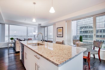 Luxe Kitchens with Granite Countertops at Waterside Place by Windsor, Boston, Massachusetts - Photo Gallery 4