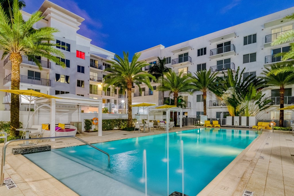 Exceptional amenities Exceptional amenities at Windsor at Pembroke Gardens