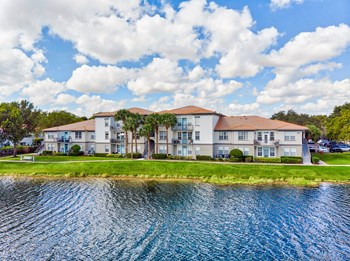 Welcome to Windsor at Miramar 3701 Southwest 160th Avenue 1-3 Beds Apartment for Rent - Photo Gallery 3