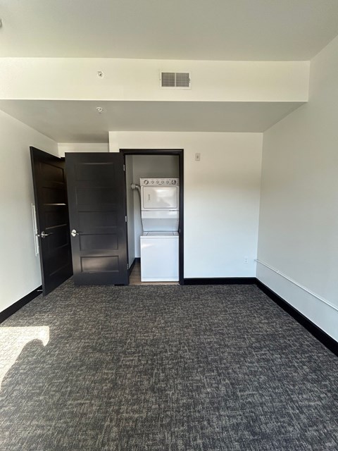 1722 St Mary's Ave 1-2 Beds Apartment for Rent