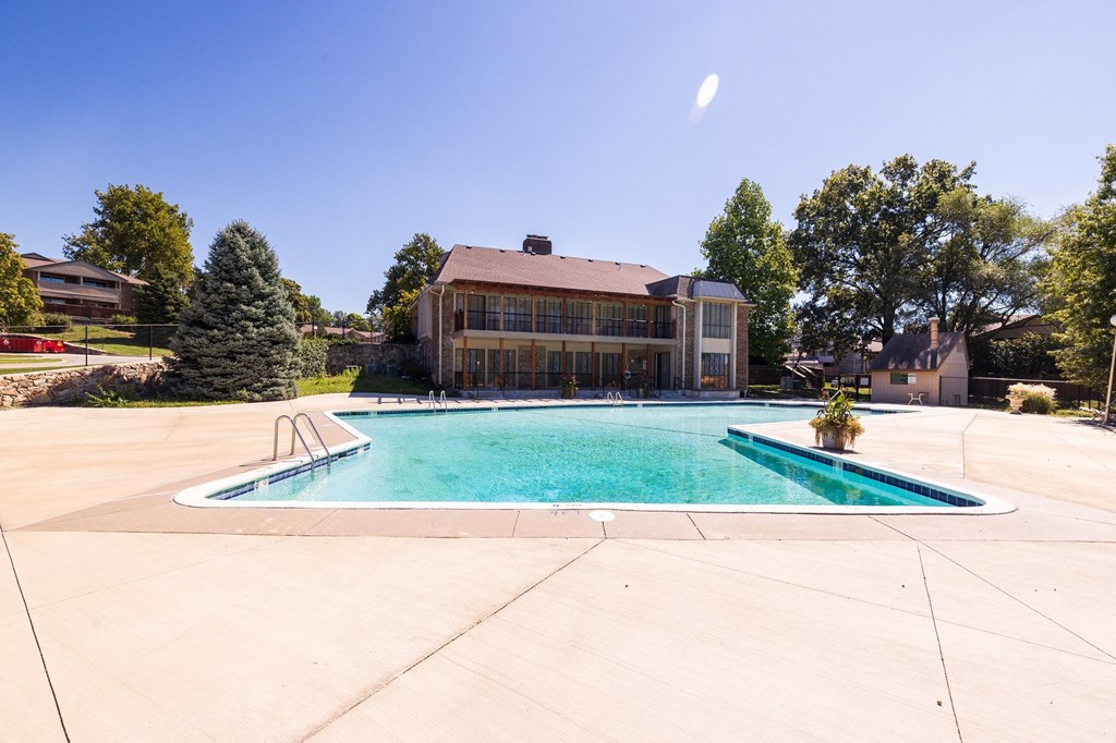 A well-maintained pool at Regent’s Walk Apartment Homes, offering a perfect spot for relaxation.