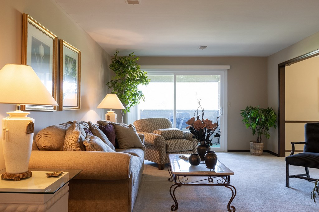 A sparkling blue pool at Regent’s Walk Apartment Homes, ready for residents to enjoy.