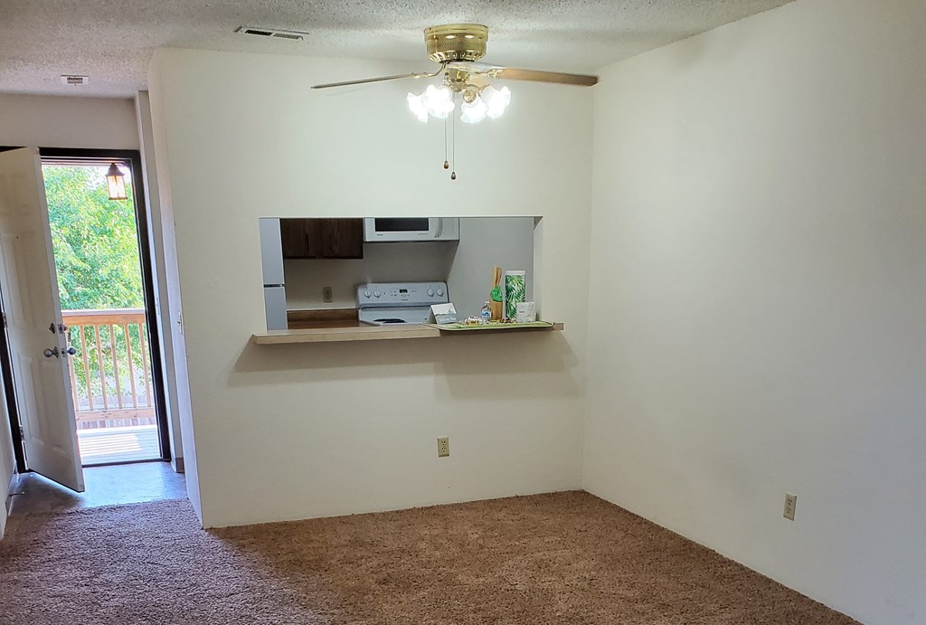 Willow Creek Apartments - One-Bedroom Model Unit Dining Area.