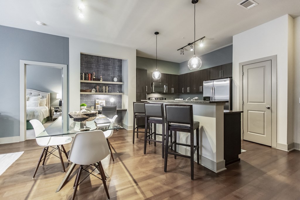 Porter Model Dining Room