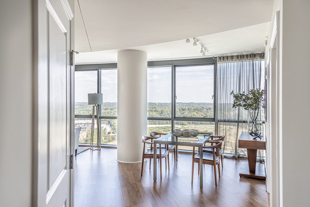 NoBe Market Model Dining Room