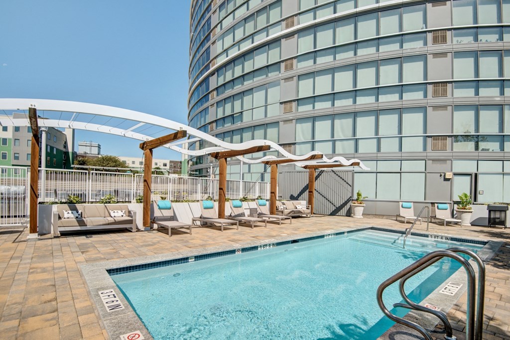 NoBe Market Apartments in North Bethesda, Maryland Pool Deck with Lounge Chairs