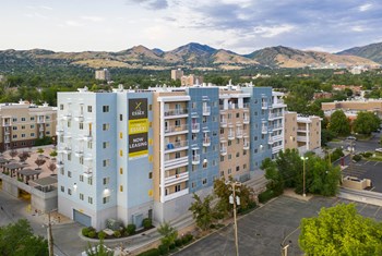 building view - Photo Gallery 16