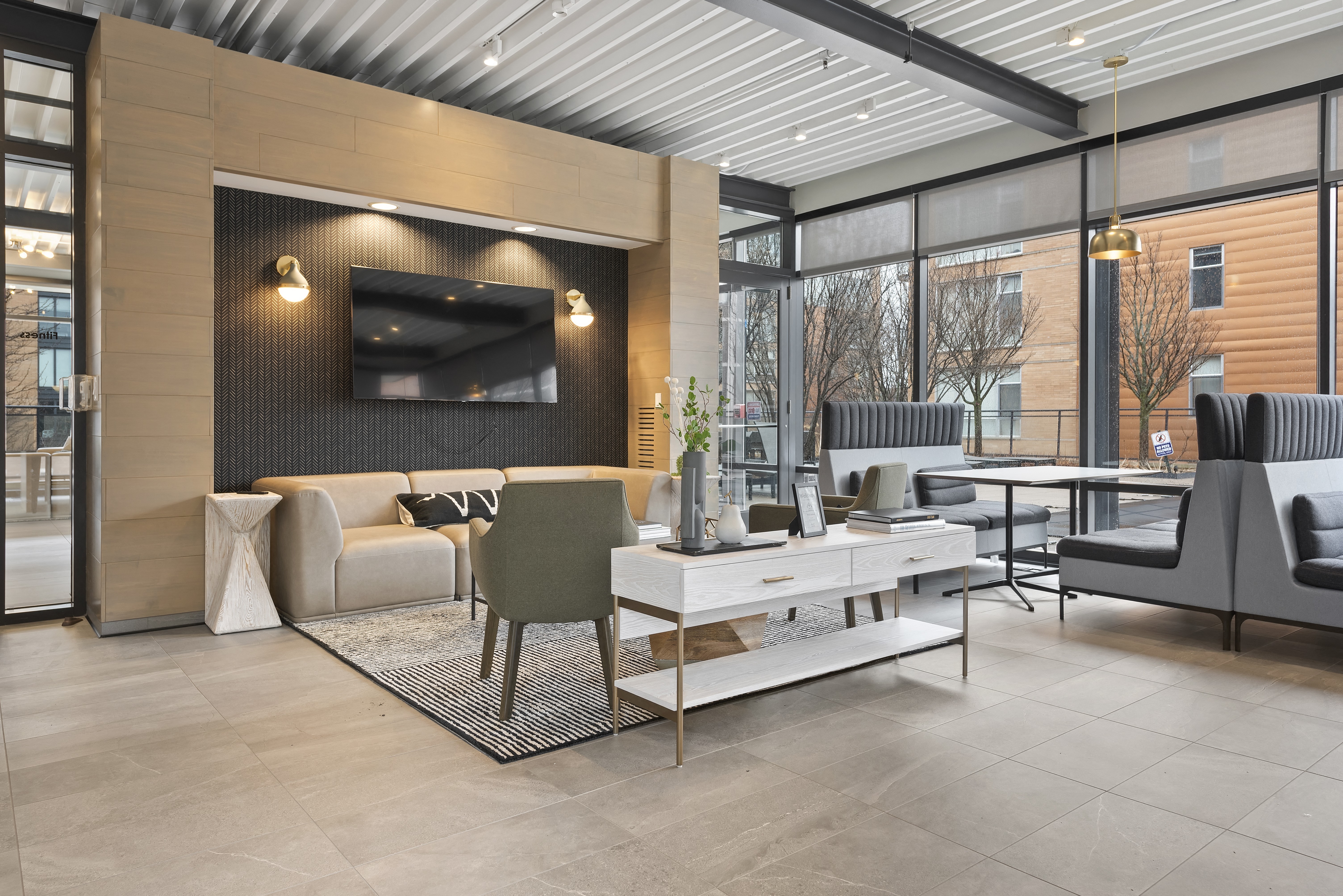 1717 Evanston is a similar property to 617 - 625 Grove Apartments located in Evanston