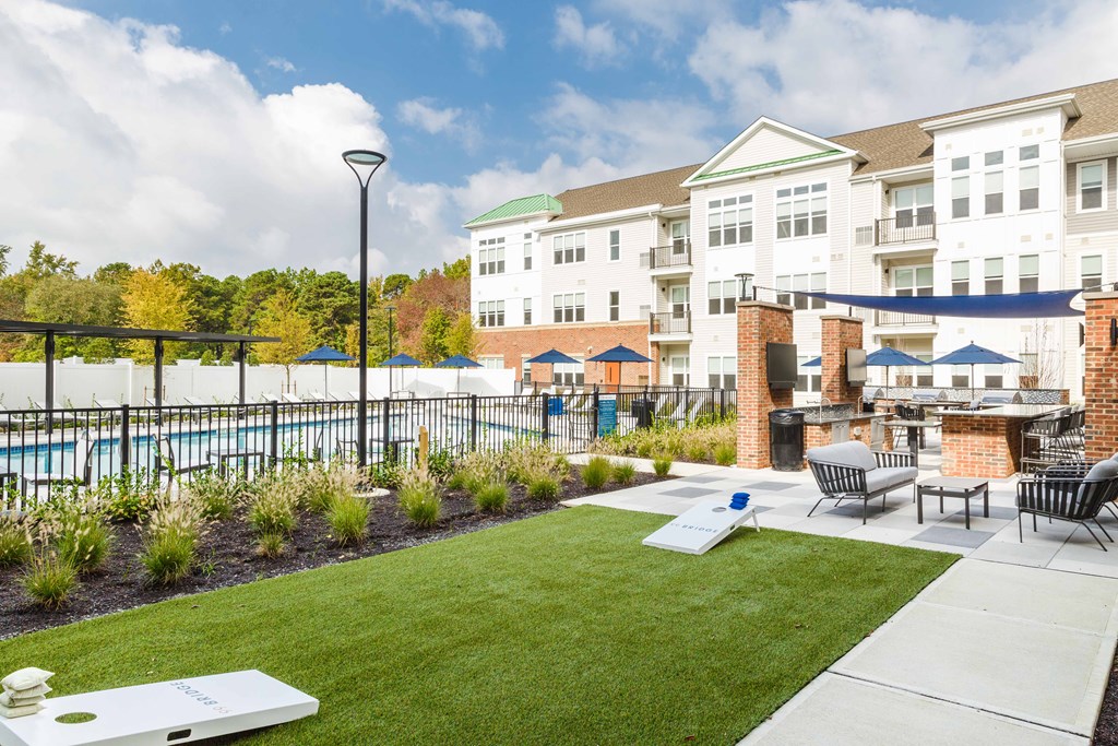 Courtyard at 99 Bridge, Old Bridge, New Jersey