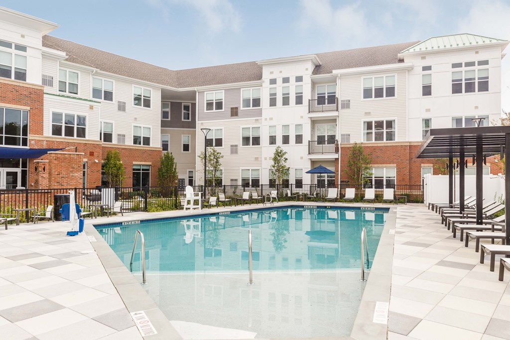 Swimming area view at 99 Bridge, Old Bridge