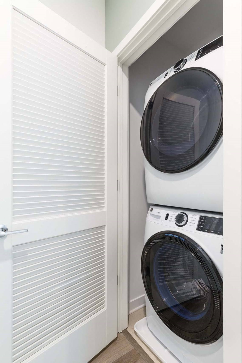 Washer Dryer at The Kingsley, Fairfield