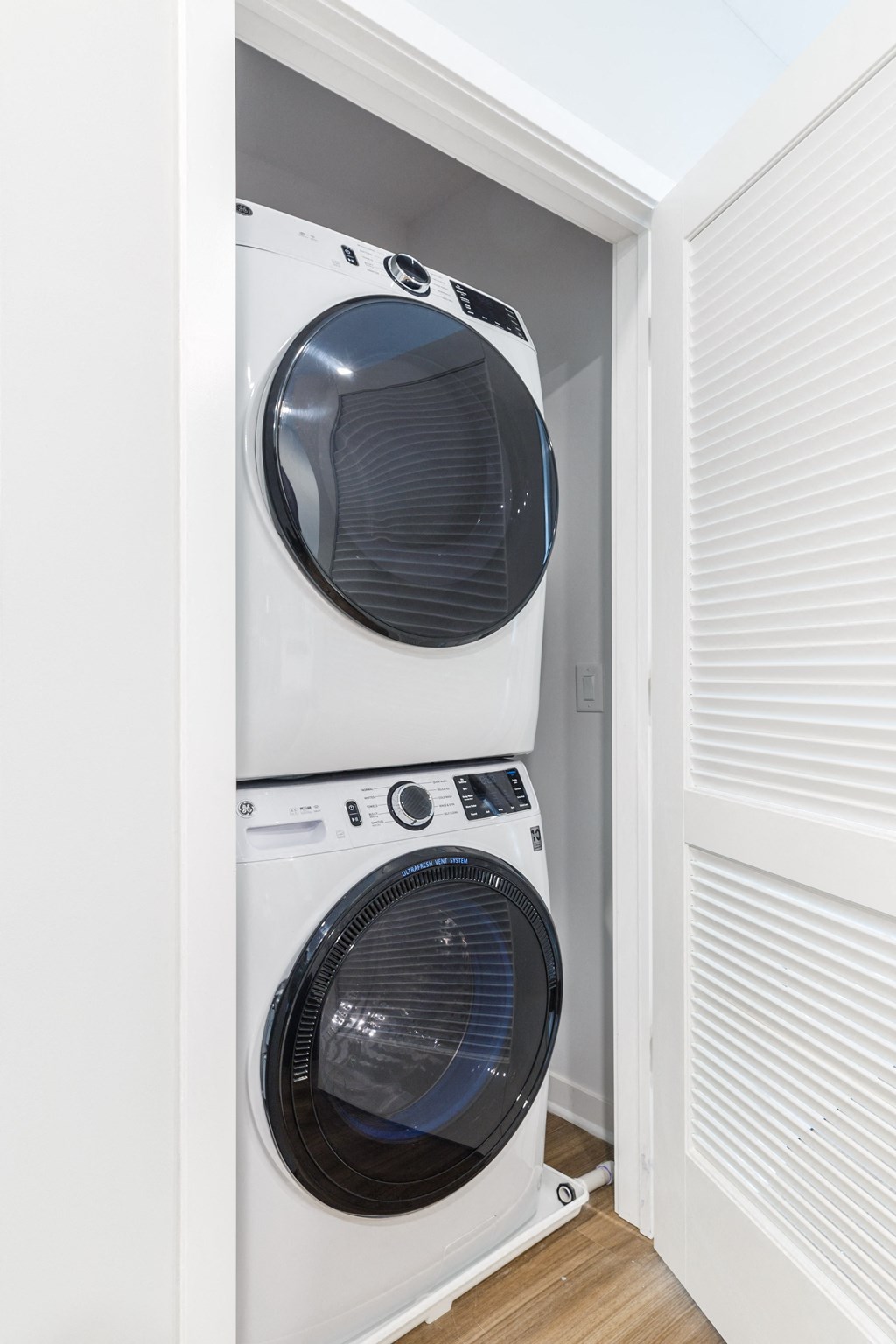 Laundry area at 99 Bridge, Old Bridge, New Jersey