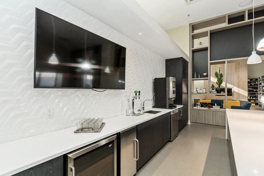 club room at carver at Carver and Slowe Apartments, Washington, 20001