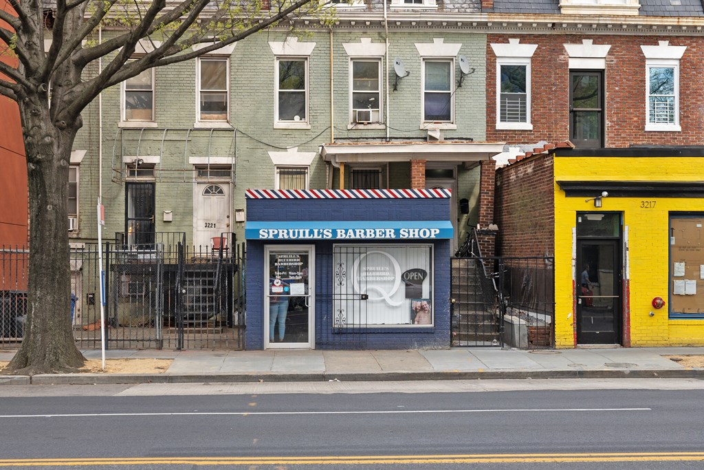 A beer shop is located in a residential area.