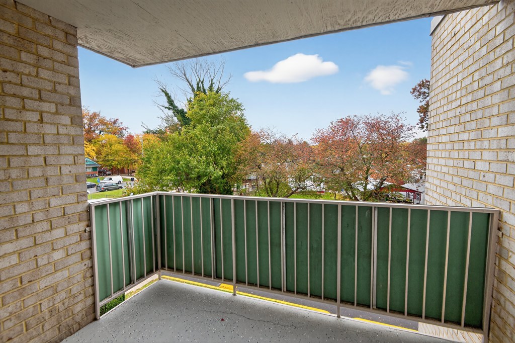 Pinebrook Apartments