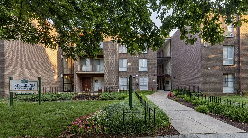 our apartments offer a walkway to the entrance of our building