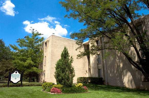 OUtside Benning Woods apartments in DC