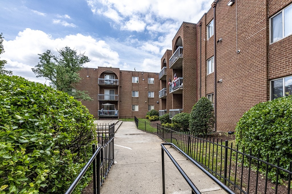 our apartments offer a walkway to the entrance of our building