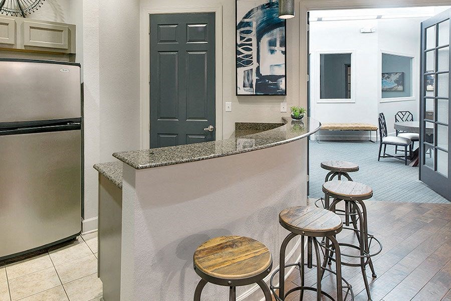 Breakfast Bar-Dining Room at Reserve at North River, Tuscaloosa, AL, 35406