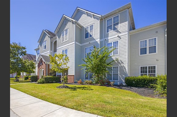 money and asset prices in a cash-in-advance economy,