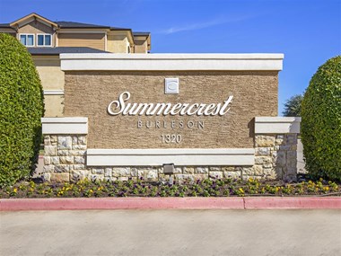 1320 NW Summercrest Boulevard 1-3 Beds Apartment for Rent - Photo Gallery 1