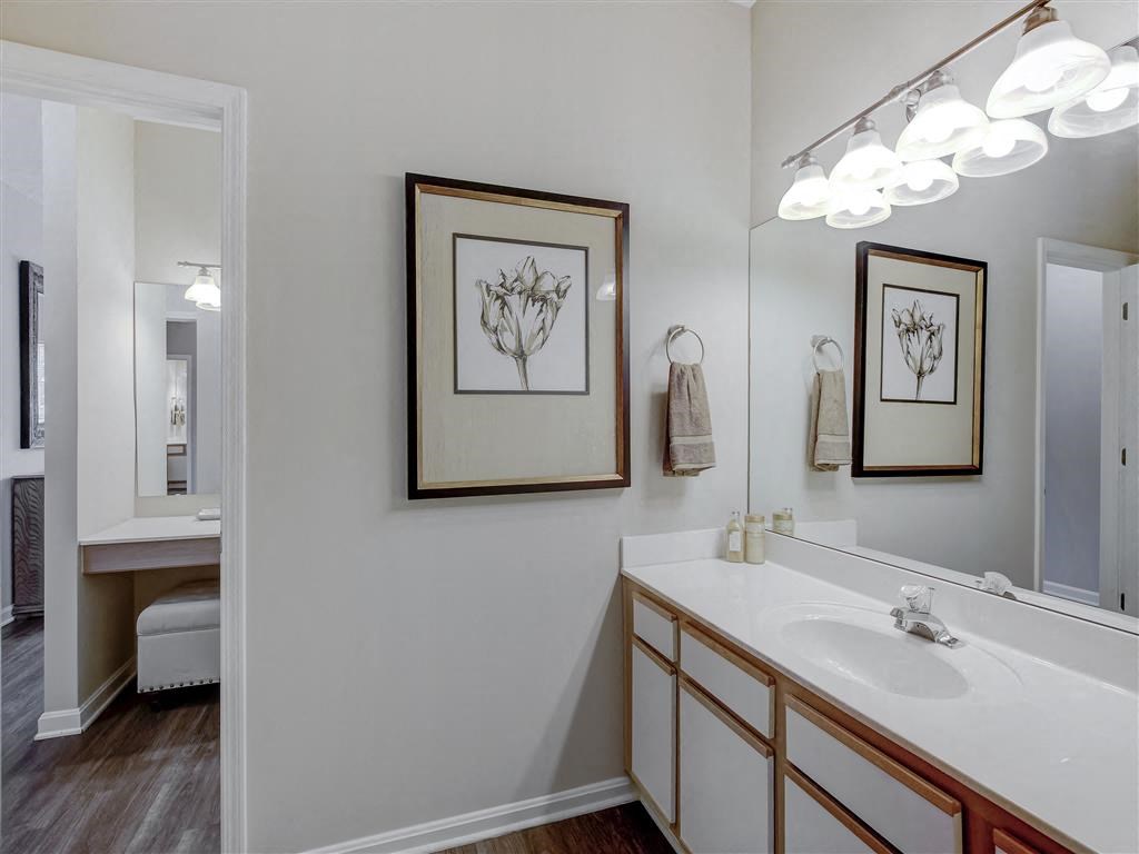 Luxurious Bathrooms at The Legends at Indian Springs, Louisville, KY