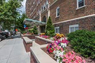 1301 15Th Street NW Studio-1 Bed Apartment for Rent - Photo Gallery 1