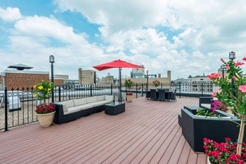 Miramar Apartments Rooftop Area DC
