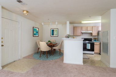 16501 Governor Bridge Road 1 Bed Apartment for Rent - Photo Gallery 5