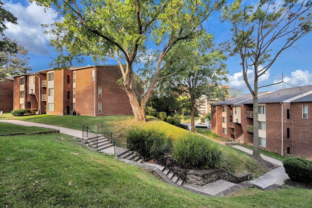 Green Space Walking Trails at Aspen at Lake Trail, Columbia, MD