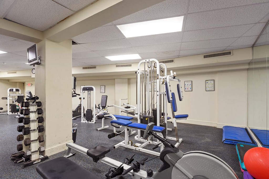 Resident Gym at Carillon House Apartments, District of Columbia