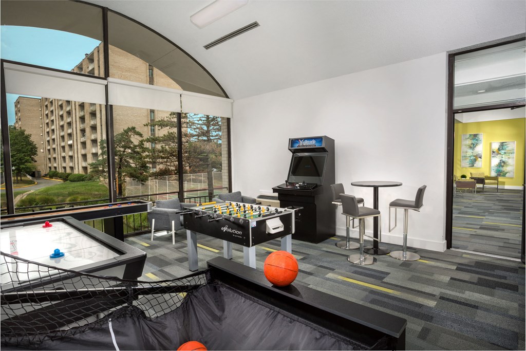 game room at Seven Springs Apartments, Maryland