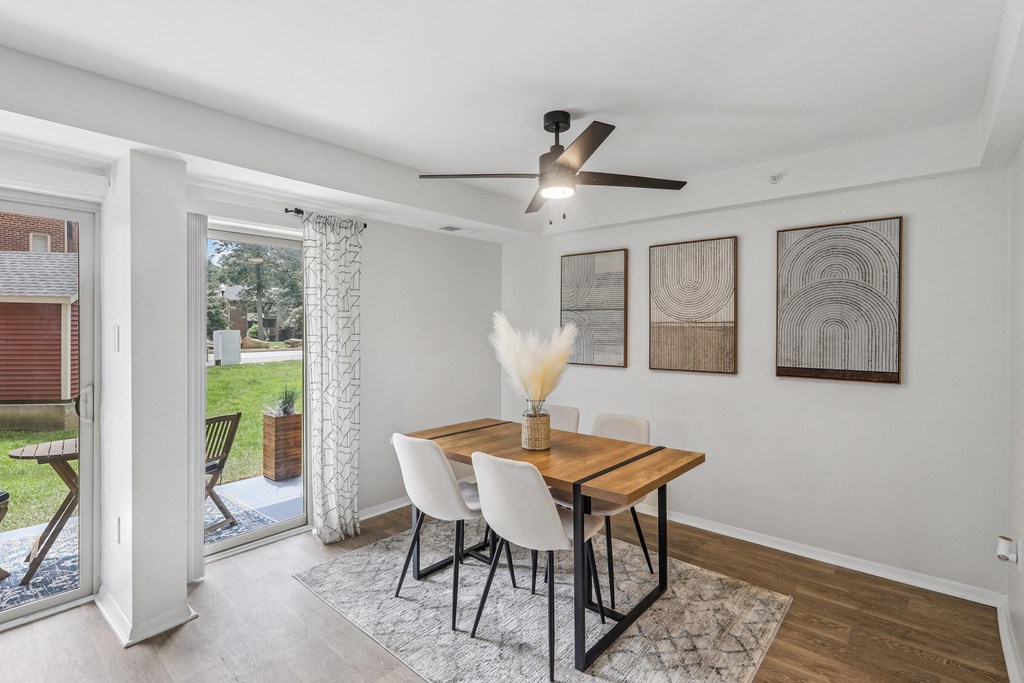 Spacious Dining Hall at Aspen at Lake Trail, Columbia