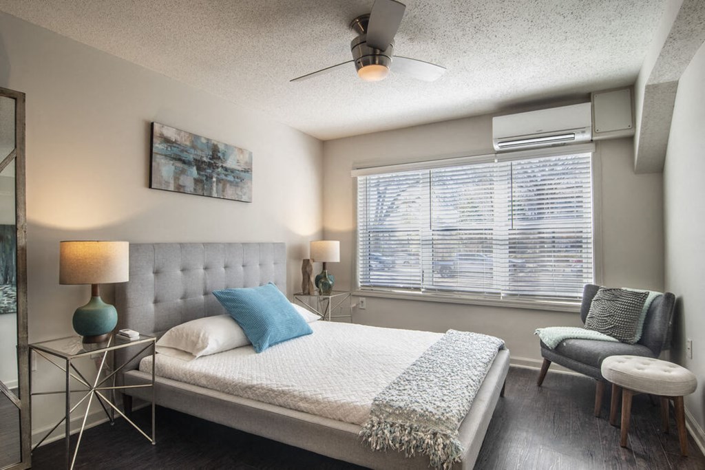 The Strand At Lenox Apartments, 3200 Lenox Rd NE, Atlanta, GA - RentCafe