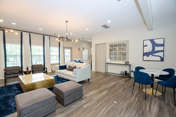 200 Industrial Blvd 2-3 Beds Apartment for Rent - Photo Gallery 3