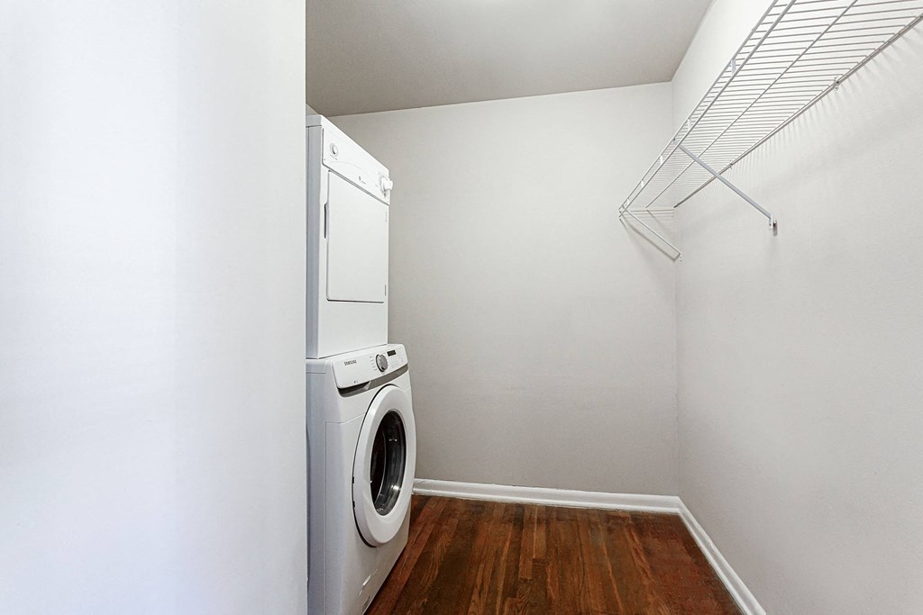 1295 west laundry room