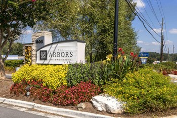 Garden at Arbors at East Cobb Apartments, Marietta, 30062 - Photo Gallery 38