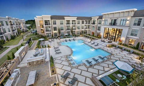 Ten45 Suwanee Luxury Apts