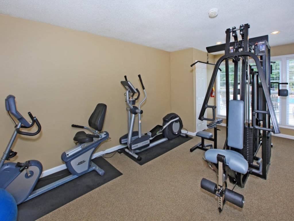 the gym at the apartments for rent