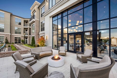 Ten45 Suwanee Luxury Apts