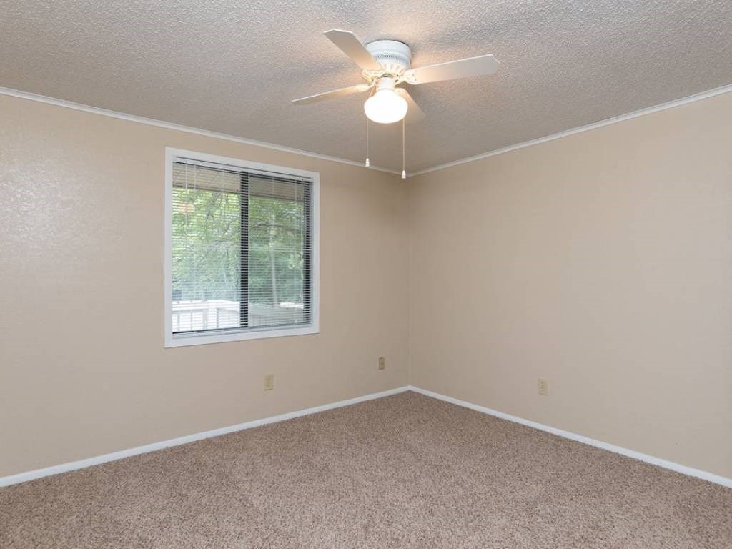 Plush Carpetingat Elevate Woodstock Apartmnets, Georgia